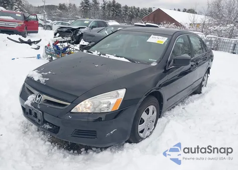 2007 Honda Accord 2.4 Lx z USA, uszkodzony, nr VIN 1HGCM56467A121078